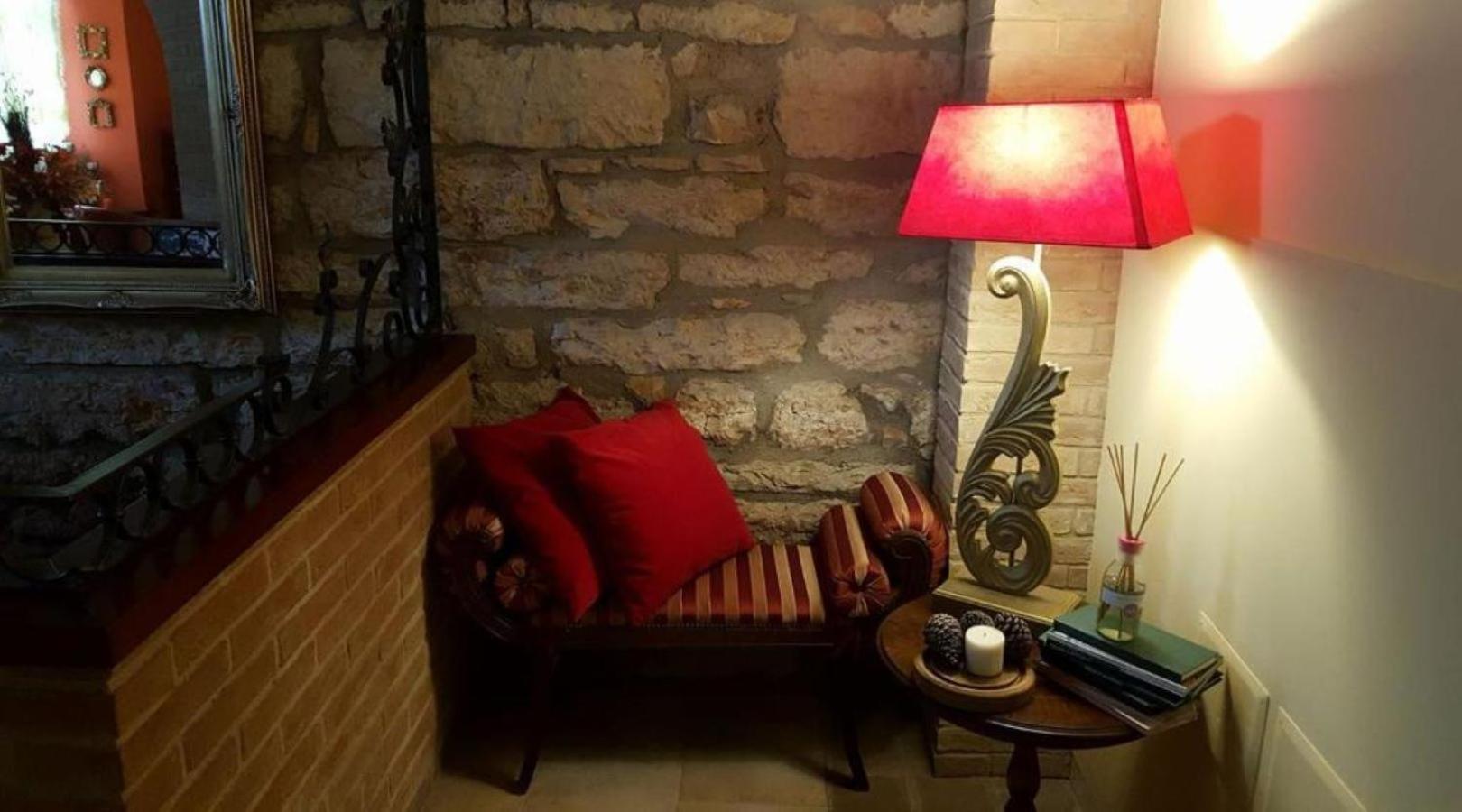 Hotel Borgo Antico Fabriano Exteriör bild
