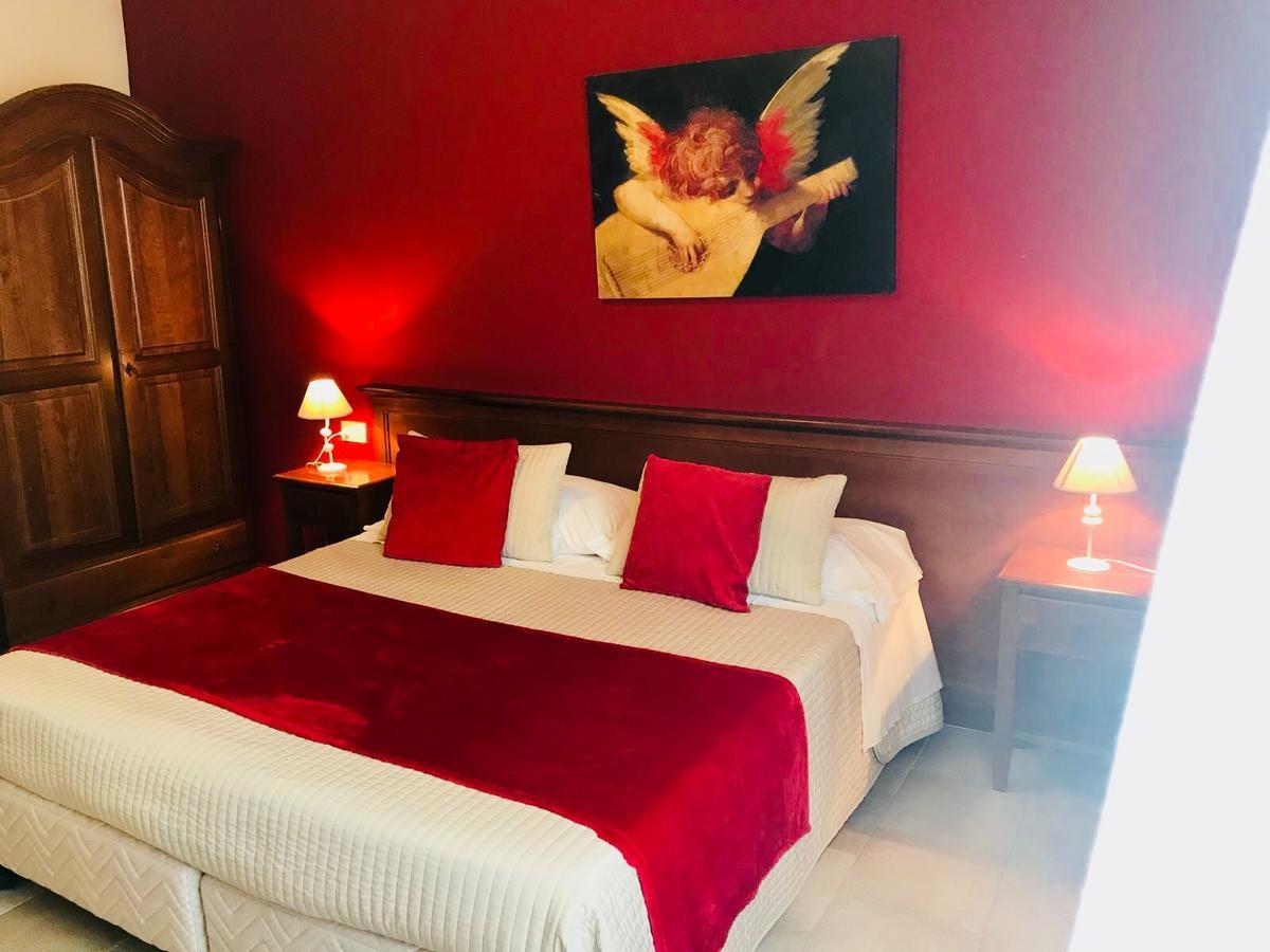 Hotel Borgo Antico Fabriano Exteriör bild