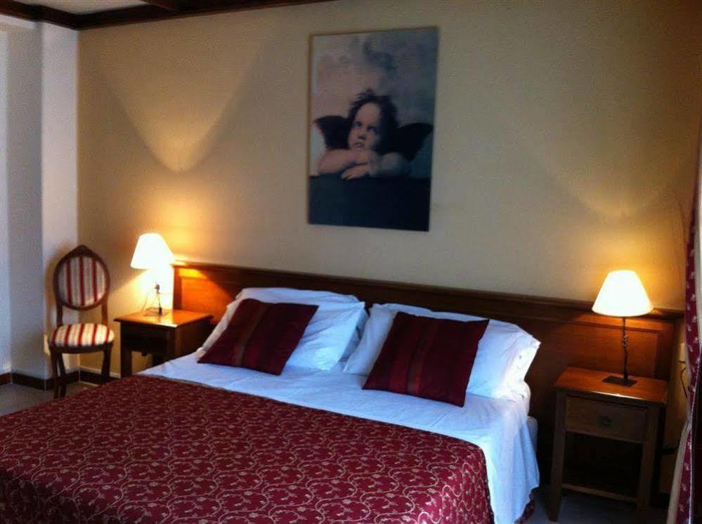 Hotel Borgo Antico Fabriano Exteriör bild